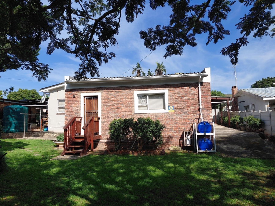 4 Bedroom Property for Sale in Bothasrus Eastern Cape